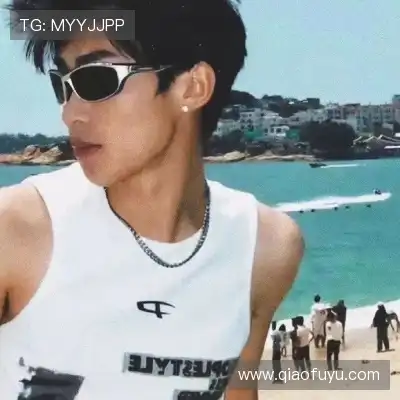 屈芸纯